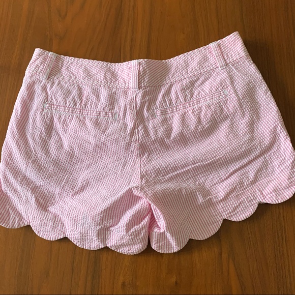 Lilly Pulitzer pink & white seersucker shorts 4 - Picture 4 of 5